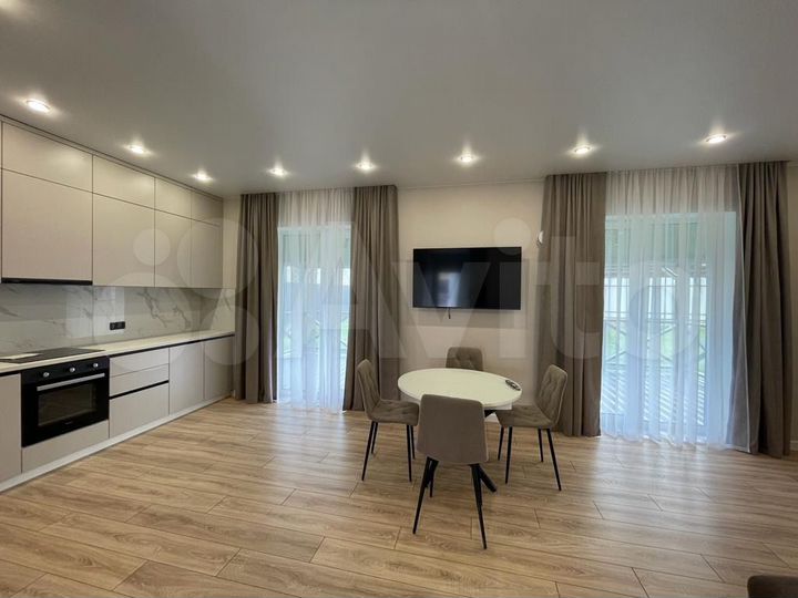 Дом 169 м² на участке 6 сот.