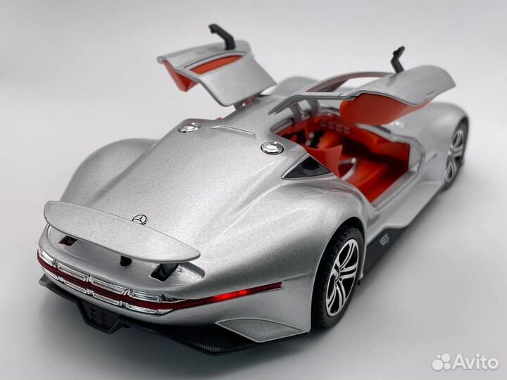 Модель авто Mercedes-Benz AMG Vision GT 1:24 мет