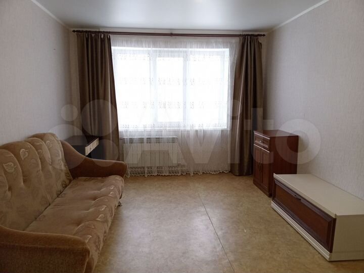 1-к. квартира, 37 м², 1/10 эт.