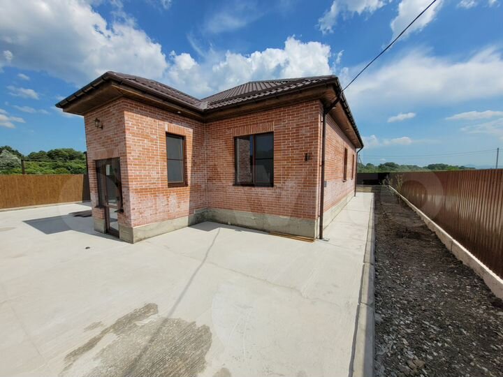 Дом 112 м² на участке 6 сот.