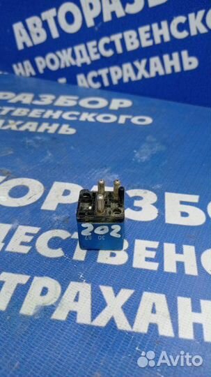 Реле Mercedes-Benz W202 седан 1995