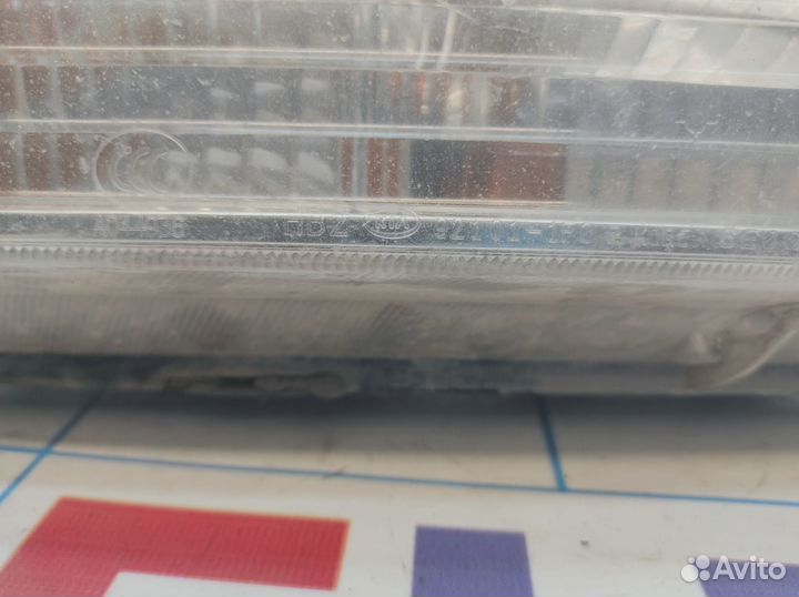 Фара правая Kia Sportage (KM) 92102-1F011