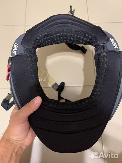 Защита шеи leatt brace