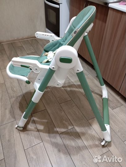 Детский стульчик для кормления