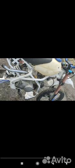Двигатель yx125e. На питбайк