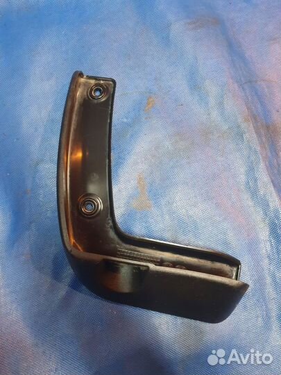 Kia Rio 4 Брызговик задний левый б/у.оригинал