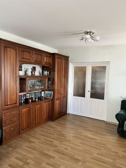 4-к. квартира, 111,5 м², 8/9 эт.