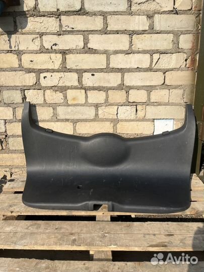 Skoda Octavia A5 Обшивка двери багажника