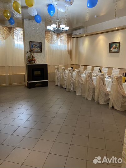 Банкетный зал (правый берег)