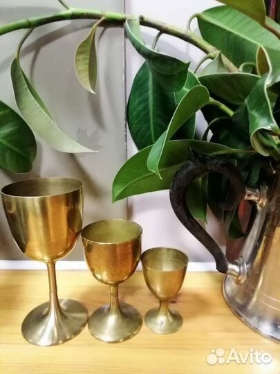 Старинные бокалы, латунь, Европа