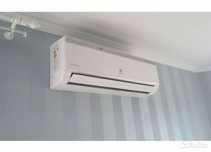 Кондиционер Midea