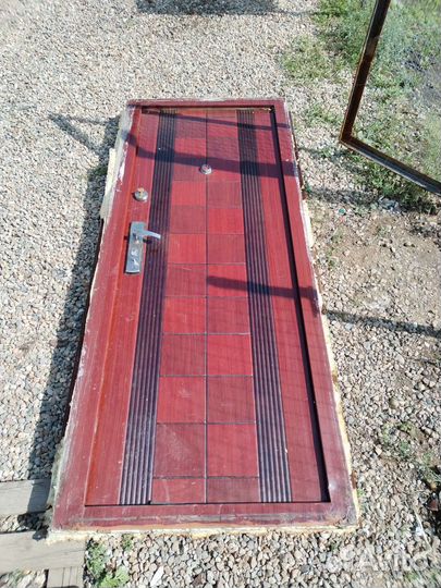 Дверь входная железная уличная бу