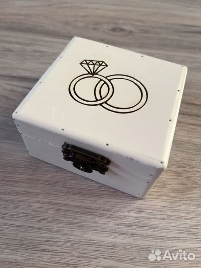 Шкатулка для свадебных колец