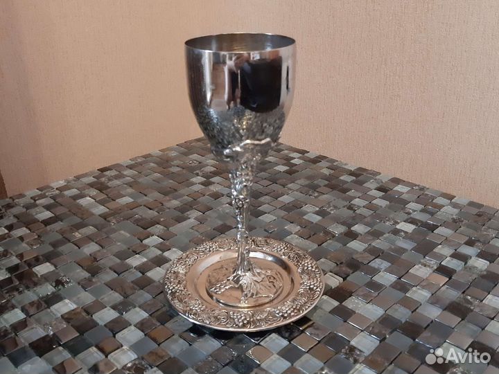 Винтажный бокал с блюдцем фирмы 
