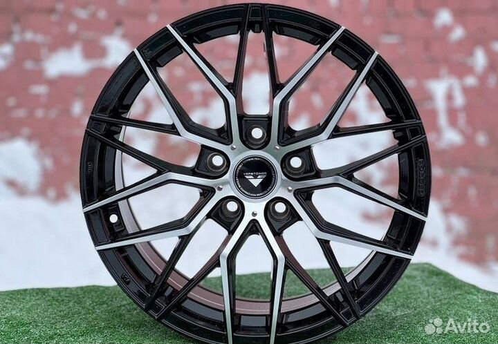 Новый комплект дисков R19 5x114.3
