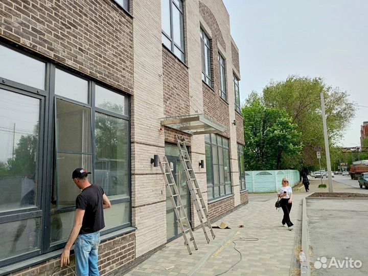 Козырек стеклянный