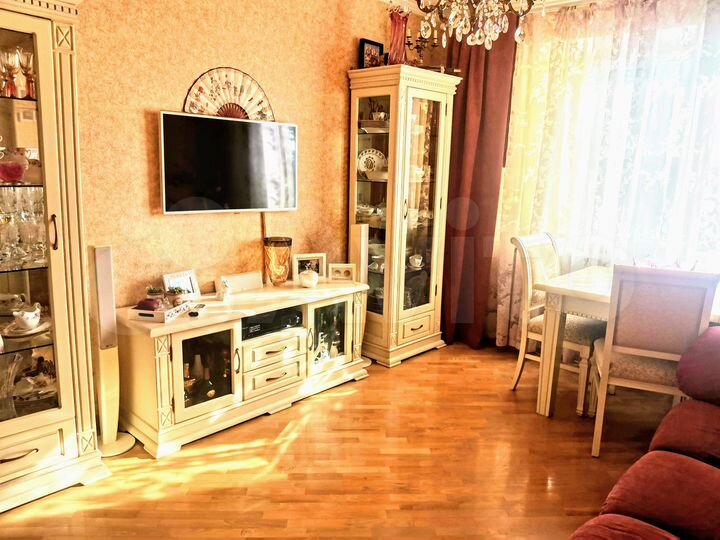 3-к. квартира, 64 м², 6/9 эт.