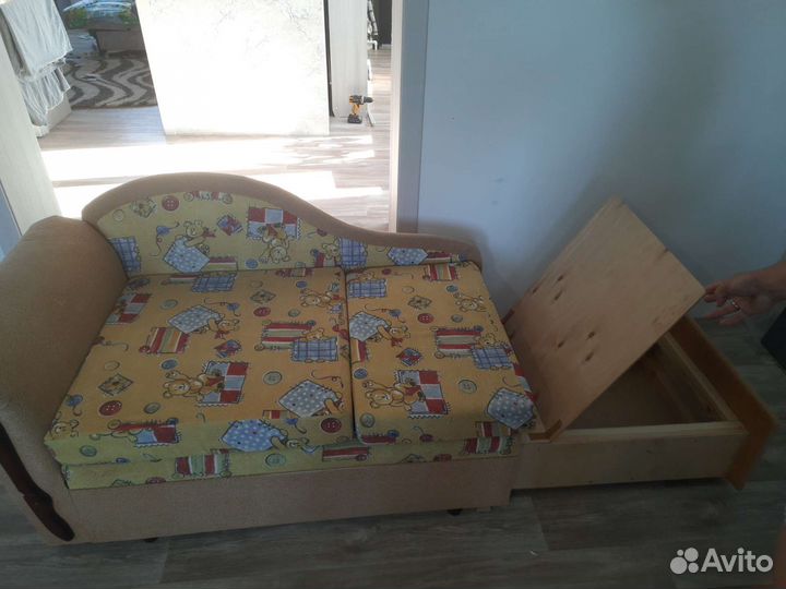 Детский диван