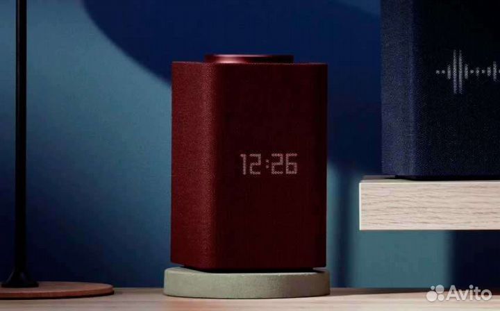 Умная колонка Алиса. Яндекс.Станция MAX, красный