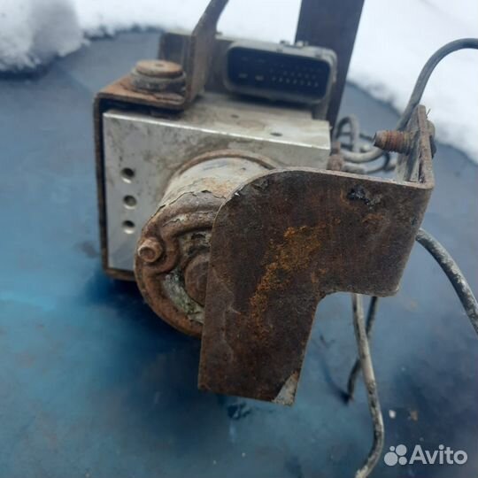 Блок abs hyundai accent
