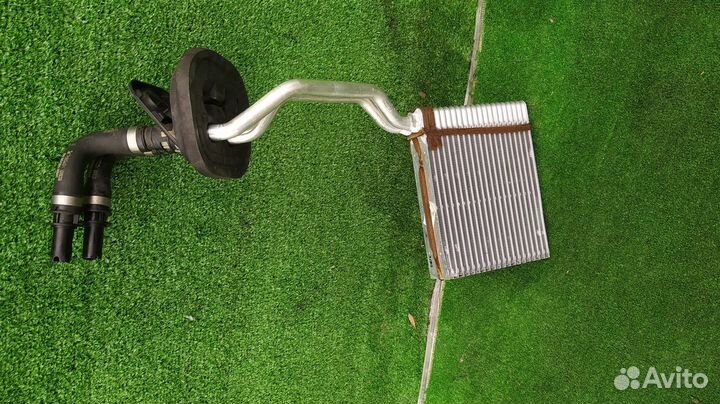 Радиатор печки Volvo V50 B5254T7 2011