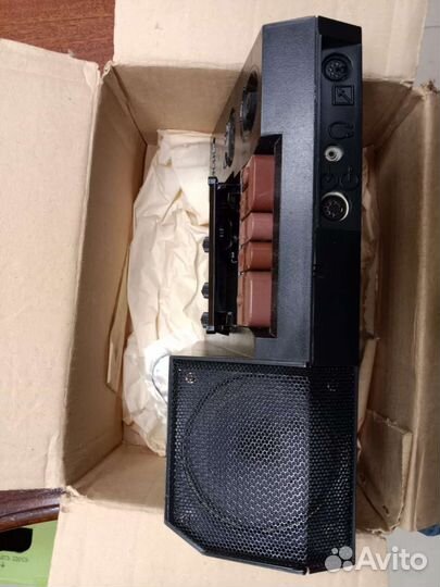 Магнитофон 