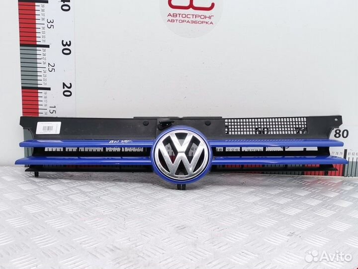 Решетка радиатора для Volkswagen Golf 4 1J0853653C