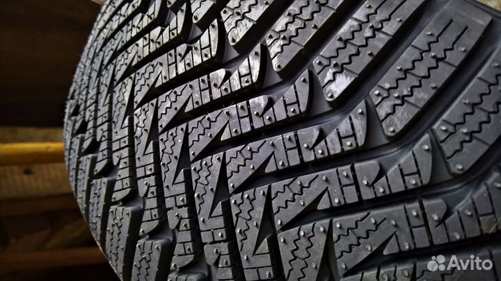 Laufenn I Fit LW 31 215/50 R17 95V