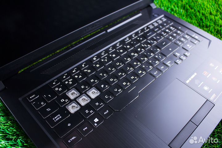 Игровой ноутбук Asus ROG 17 дюймов, 1650Ti, 16Gb