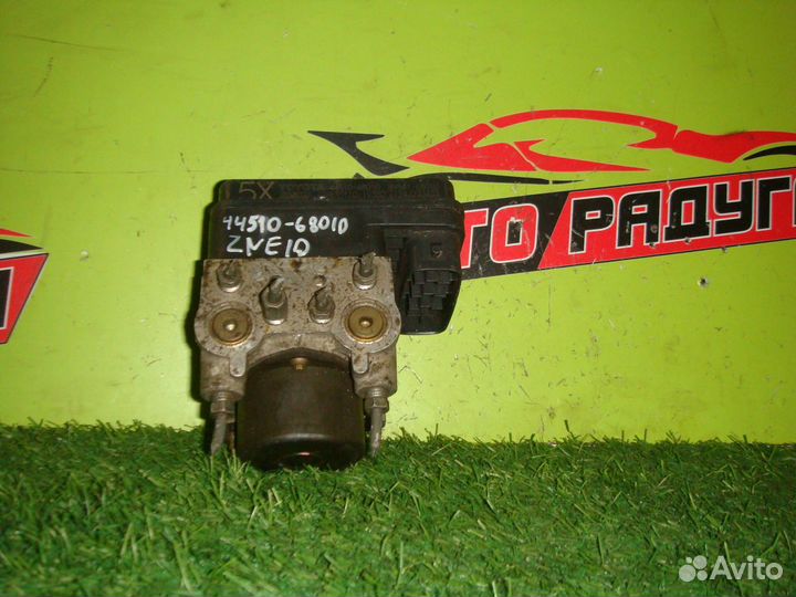 Блок ABS toyota ANE10G,ZNE10G, ZNE14G wish