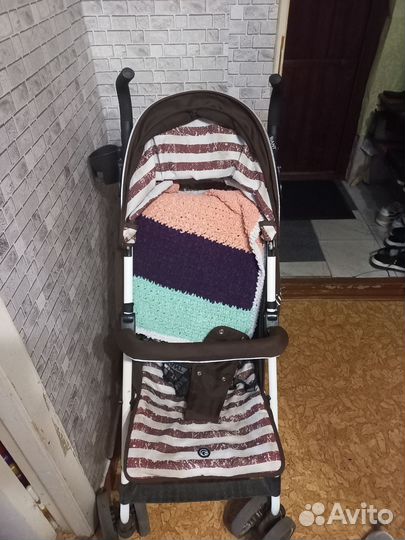 Прогулочная коляска