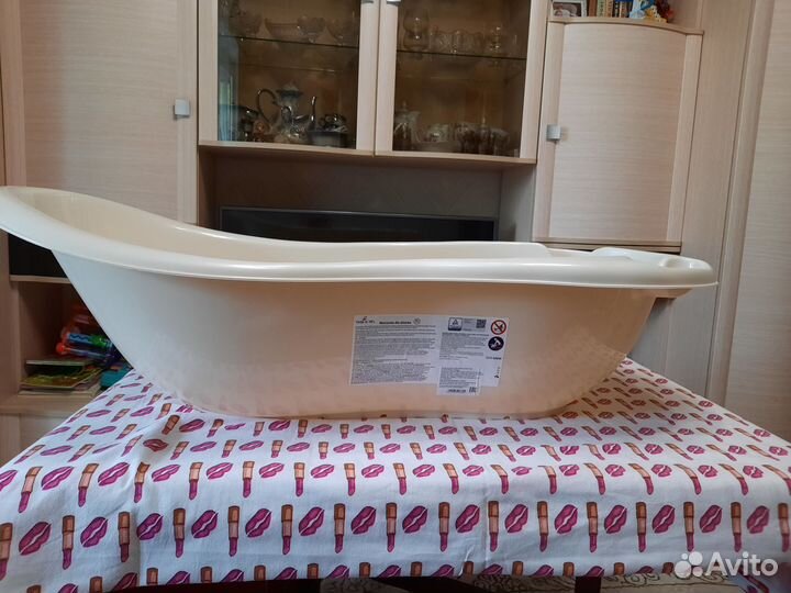 Ванночка для купания новорожденного