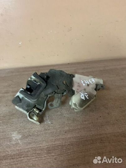 Замок задний правый Primera P10E