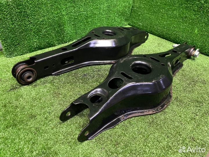 Рычаг задней подвески Toyota Camry V70