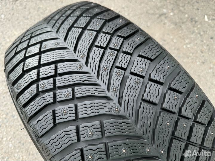 Michelin X-Ice North 4 SUV 275/50 R20 113T