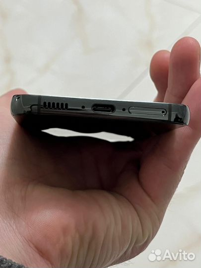 Samsung Galaxy S23, 8/256 ГБ