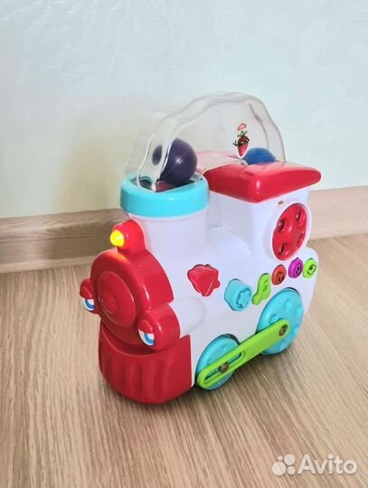 Паровоз на батарейках