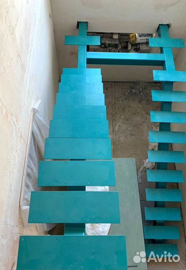 Металлокаркас для лестницы 