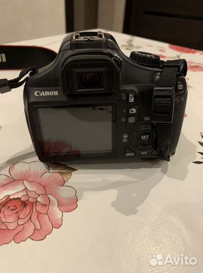 Зеркальный фотоаппарат