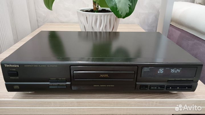 CD плеер Technics SL PG370A
