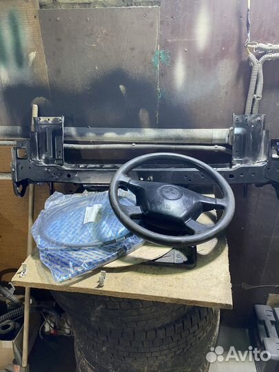 Митсубиси лансер 9.Руль с подушкой запчасти