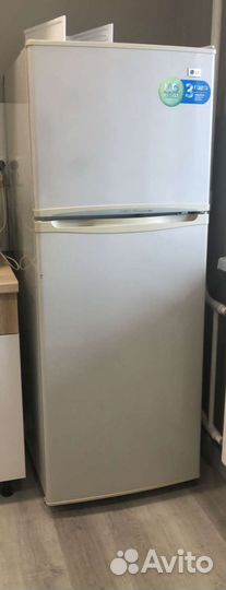 Холодильник бу LG