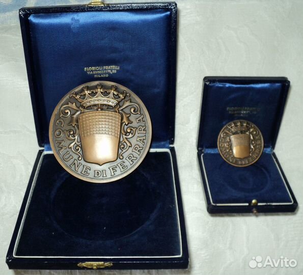 Сувениры из разных стран старые