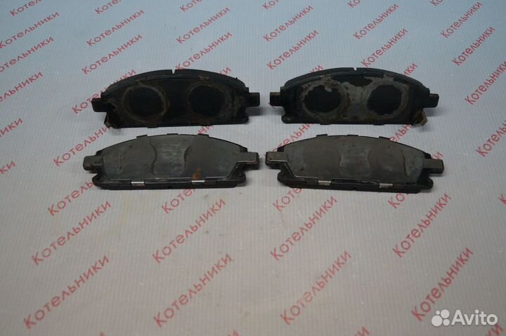 Nissan 41080-0W726 Передние колодки