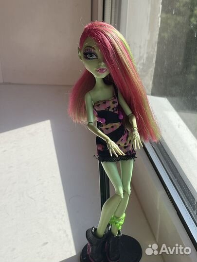 Кукла Монстер Хай Венера Макфлайтрайп