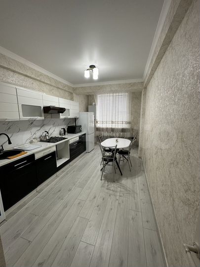 2-к. квартира, 75 м², 3/9 эт.