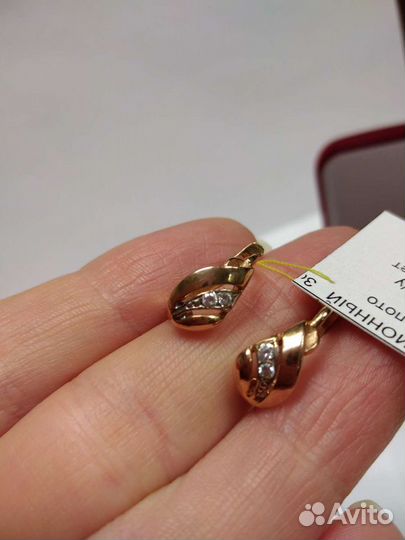 Золотые серьги 585 пробы с фианитами