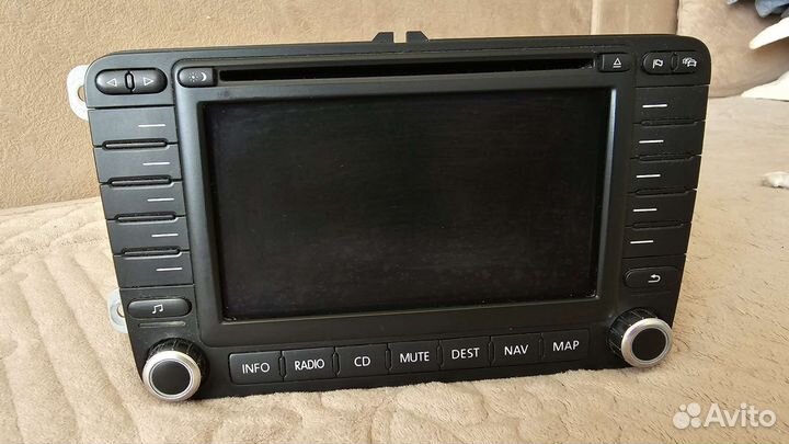 Штатная магнитола на VW RNS-MFD 2