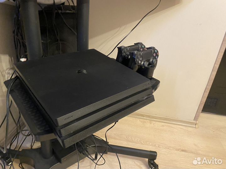 Sony PS4 pro 1tb