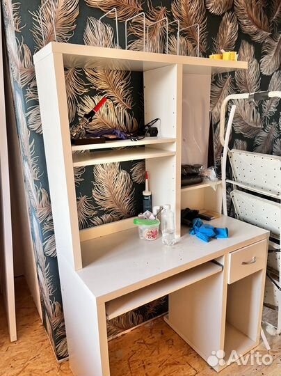 Письменный стол IKEA